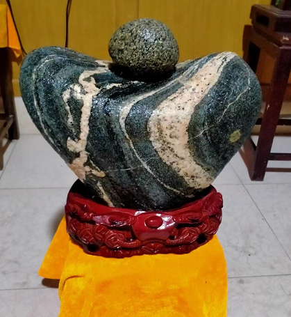 中型泰山石一般是多大的石头？贵不贵？